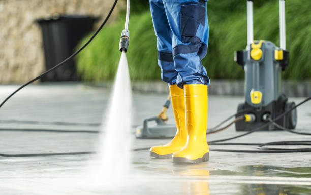 Best Sidewalk Pressure Washing  in Frankfort, IN